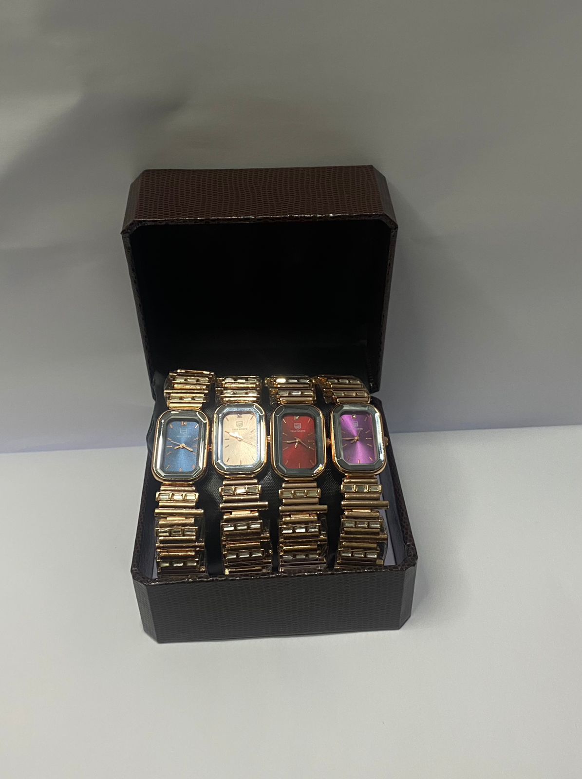 Fashion & Trendy Square Watch (purpul)